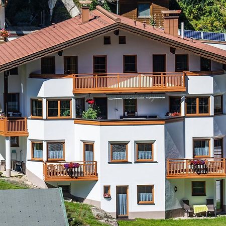Haus Markus Strolz 장크트안톤암아를베르크 외부 사진